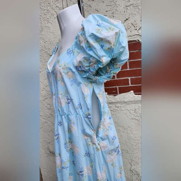 10 LoveShackFancy Estelle Floral Blue Puff Short Sleeve Midi Dress Target - Picture 10 of 16